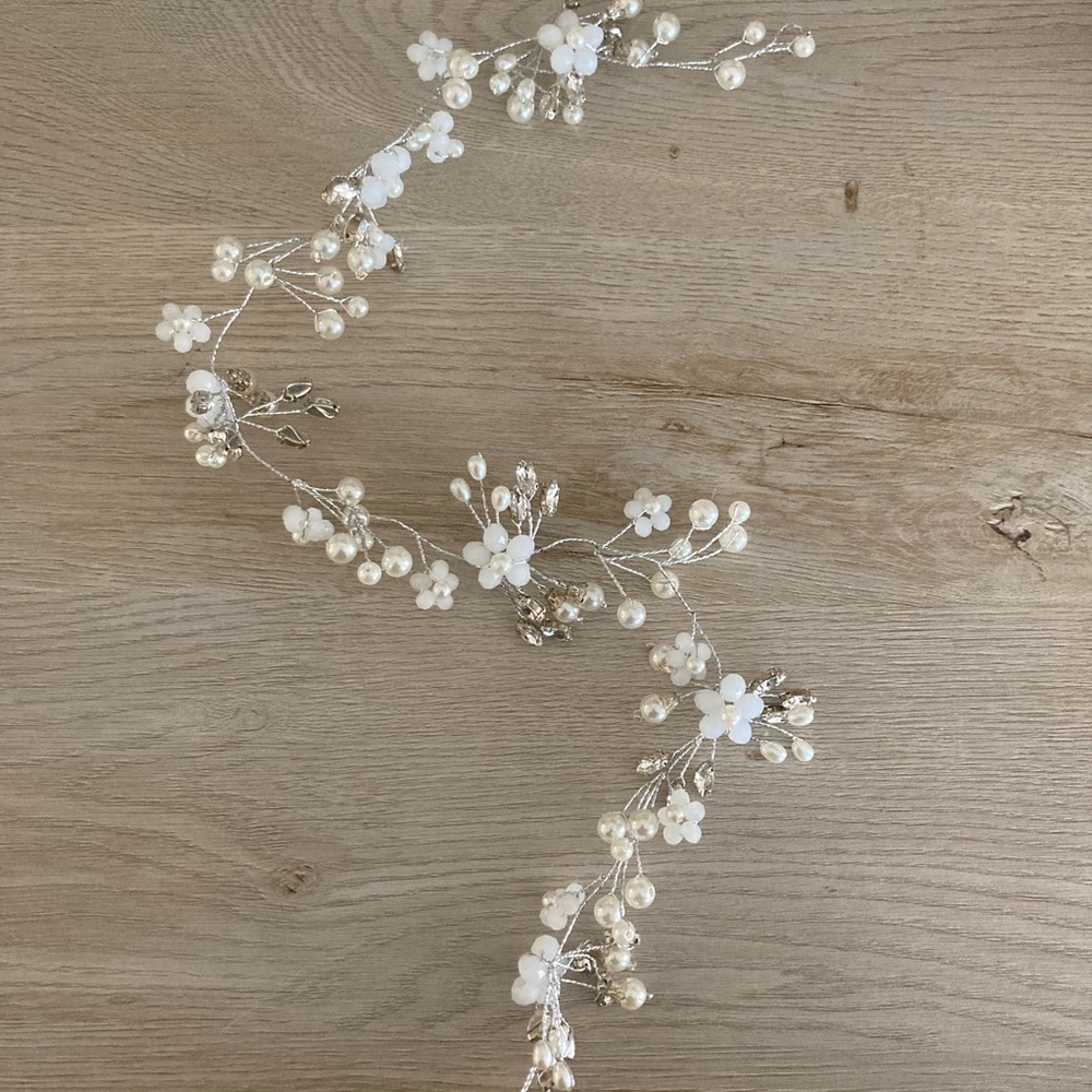 ❌SOLD NWOT Bridal Hair Vine/Garland - Picture 2 of 8